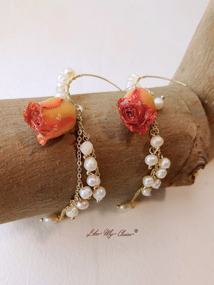 Cercei cu flori presate - floare de trandafir uscata cu perla