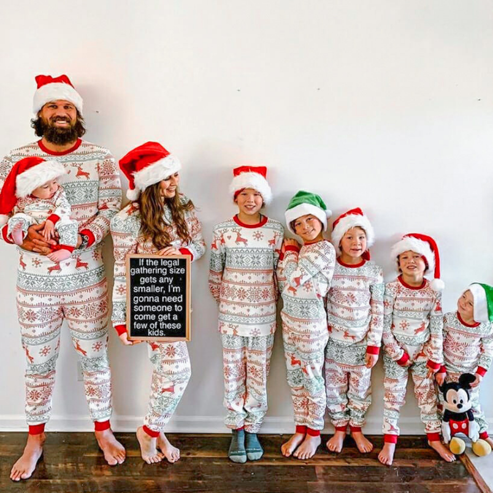 Rodzinny zestaw piżam w kształcie świątecznego jelenia w kształcie płatka śniegu