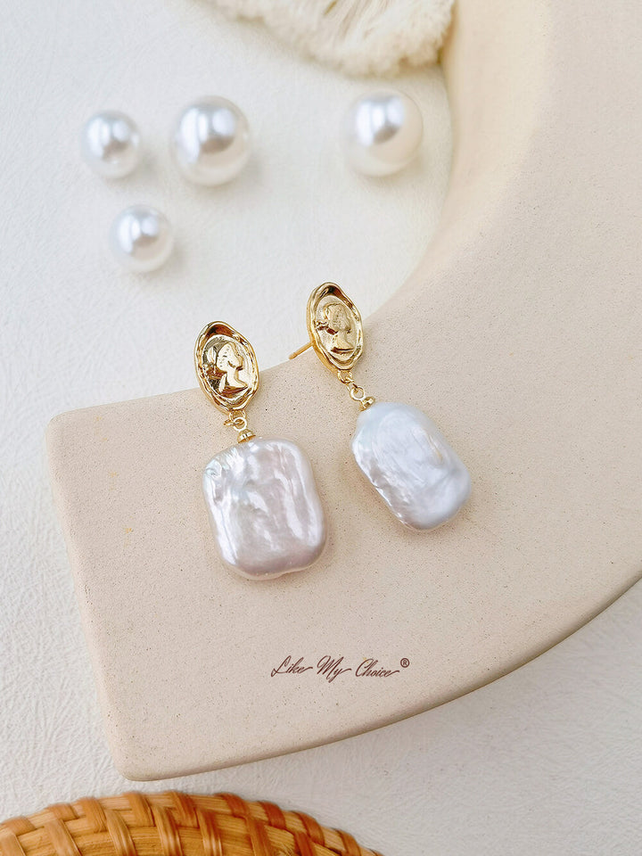 Gemstone Freshwater Pearl Vintage goddess Earrings: Simple and Chic