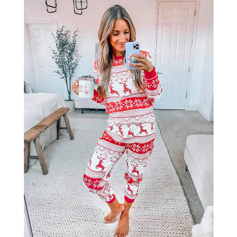 Red Reindeer Print Stitching Christmas Family Pajamas Set