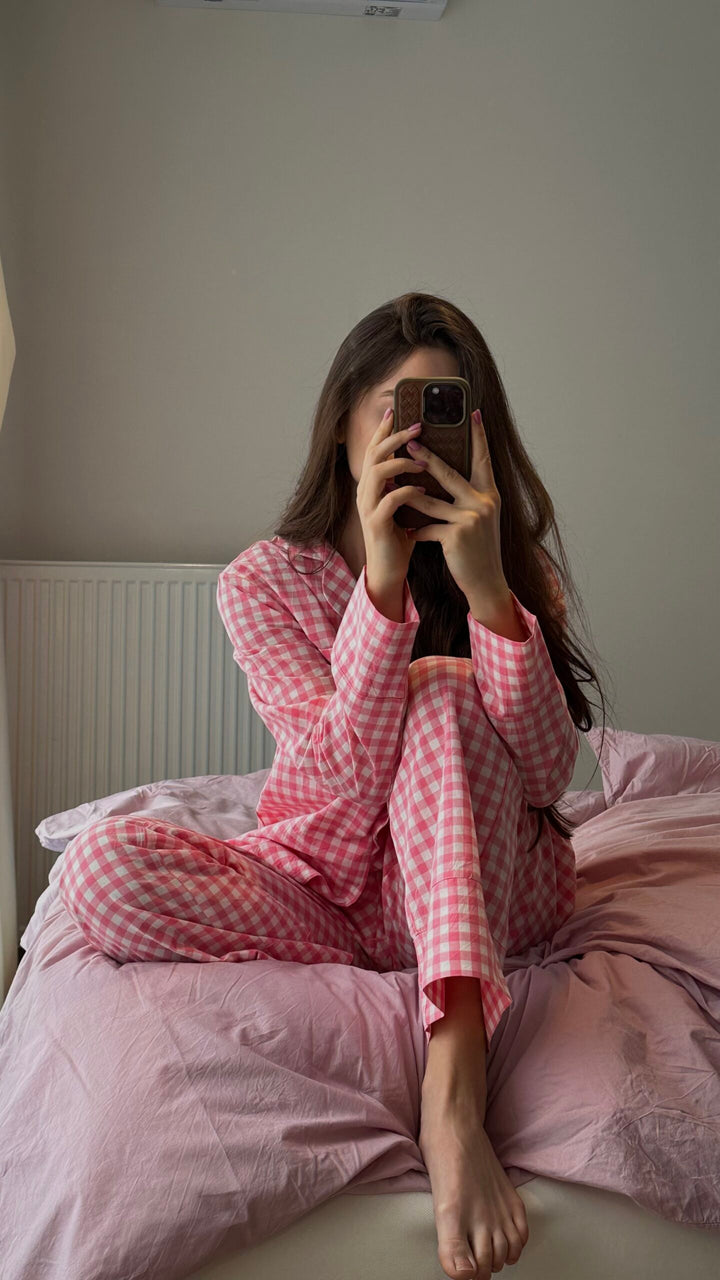 Růžové kostkované volné pyžamo sada