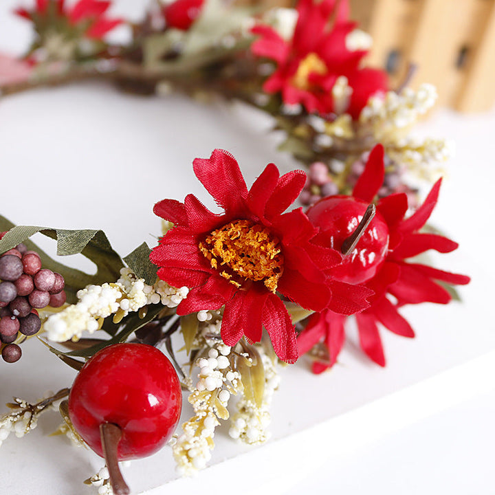 Coroana de flori de fructe de padure roșii