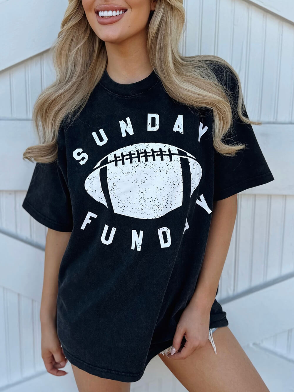 Mineral-Wash ¡°Sunday Funday¡± Graphic Tee