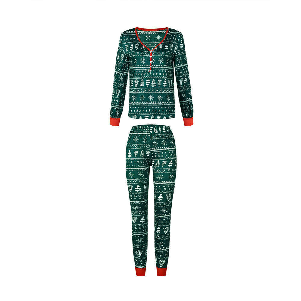 Grønne juletræsmønstrede familiematchende pyjamassæt