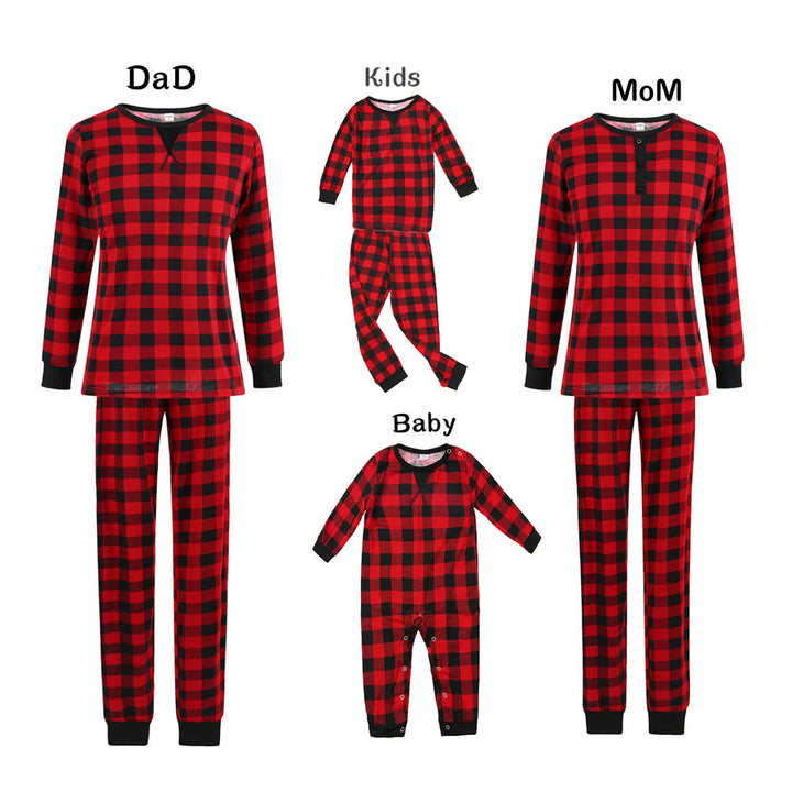 Ensemble de pyjamas assortis pour la famille à carreaux noir-rouge de Noël