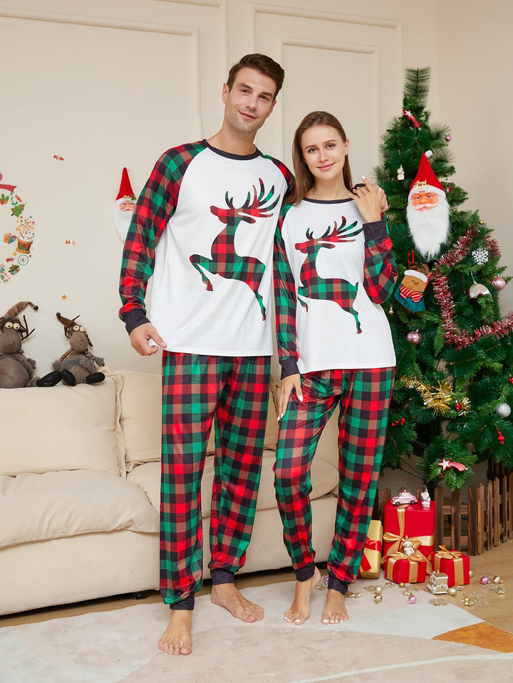 Conjuntos de pijamas familiares con ciervos a cuadros navideños (con mascotas)