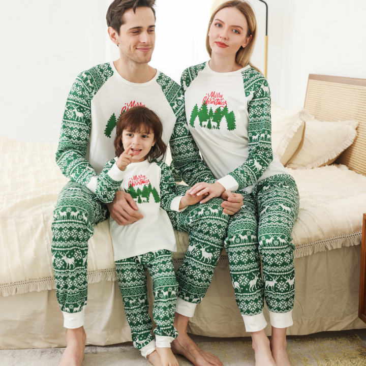 Kerstprint Ouder-kind pyjama met ronde hals