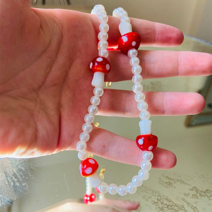 Roztomilý houbový perlový náhrdelník